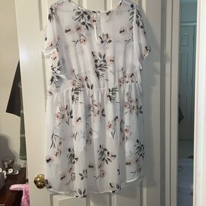 White Floral Chiffon Hi-Lo Tunic